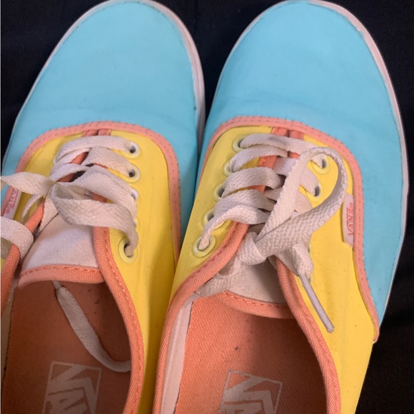 Hand painted Vans - Picture 8 of 12